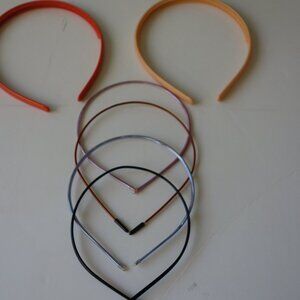 Six Beautiful Hairband: 2 Plastic & 4 Metal Thin For Girls New Without Tag
